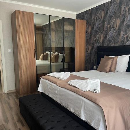 Valencia Gardens Luxury Apartments نيسيبار المظهر الخارجي الصورة