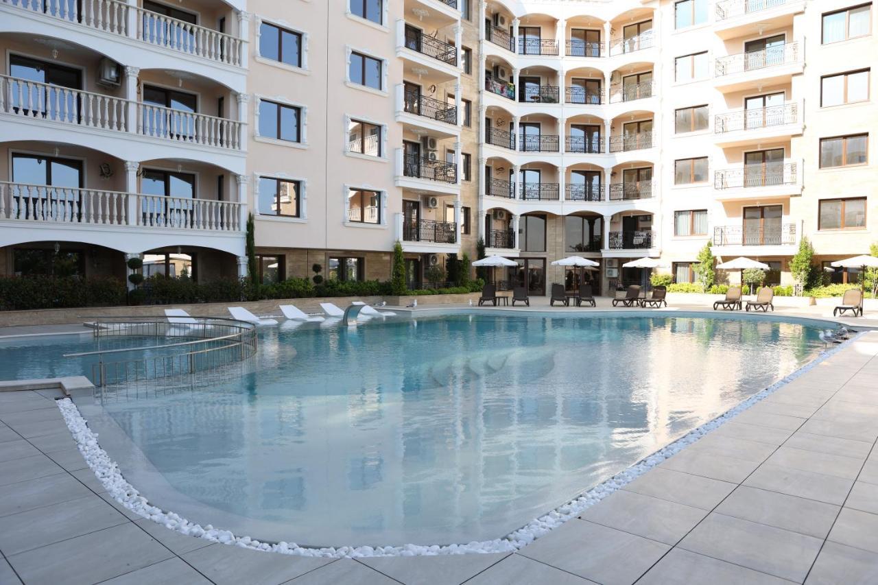 Valencia Gardens Luxury Apartments نيسيبار المظهر الخارجي الصورة
