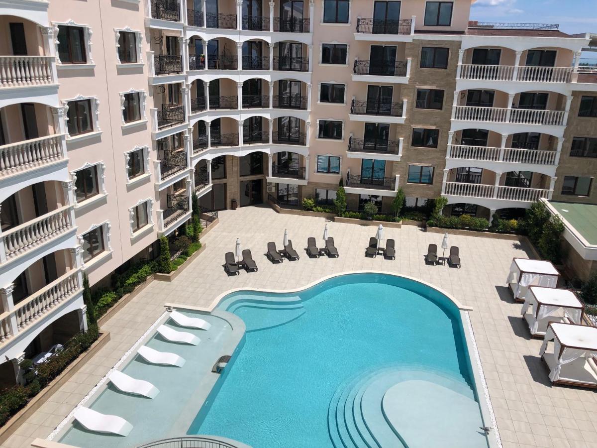 Valencia Gardens Luxury Apartments نيسيبار المظهر الخارجي الصورة