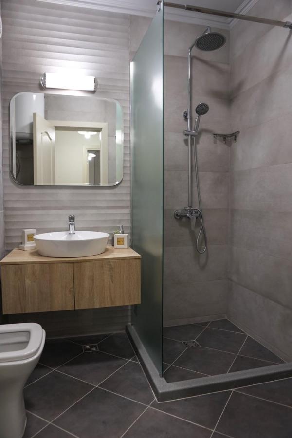 Valencia Gardens Luxury Apartments نيسيبار المظهر الخارجي الصورة