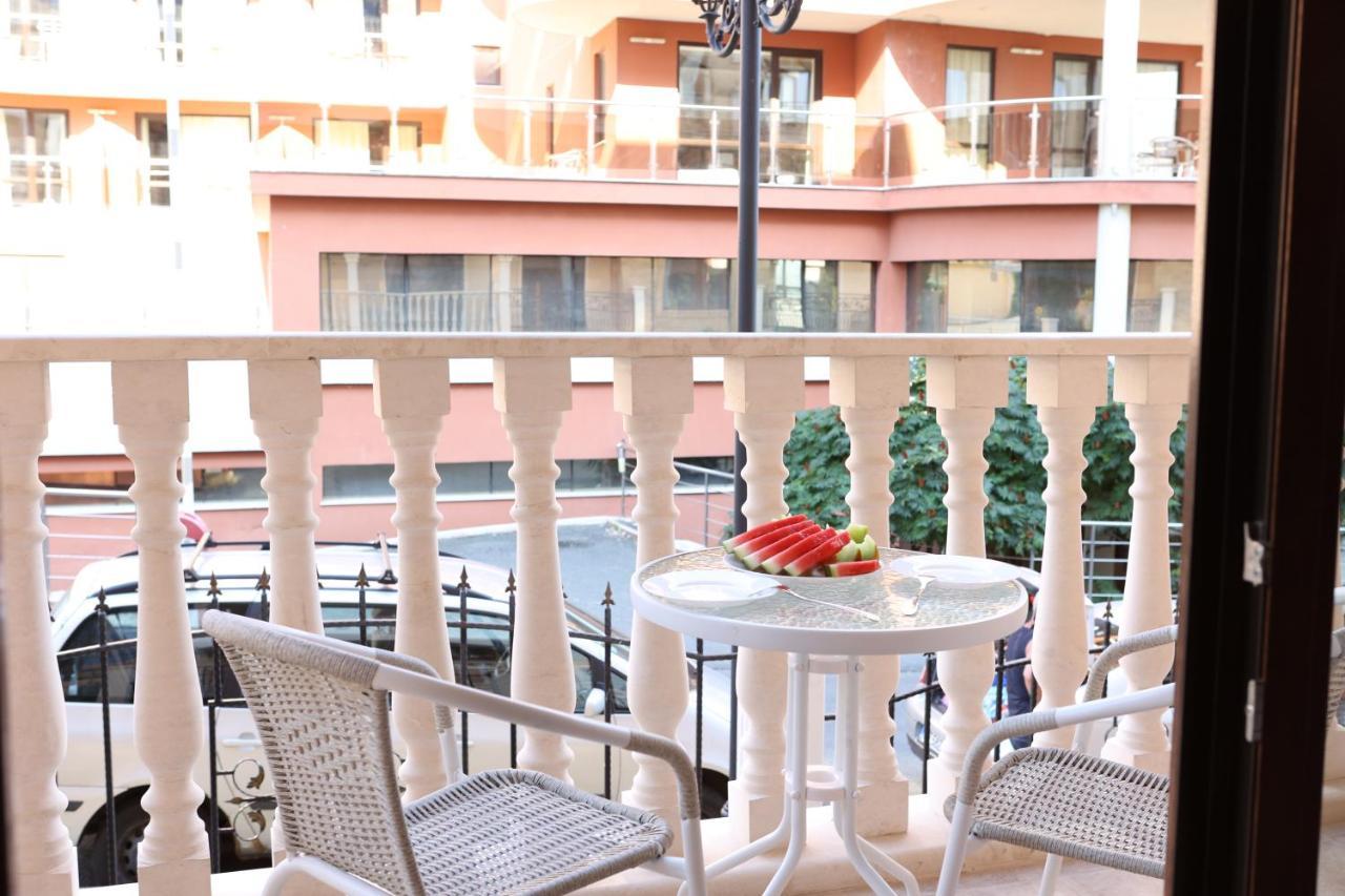Valencia Gardens Luxury Apartments نيسيبار المظهر الخارجي الصورة