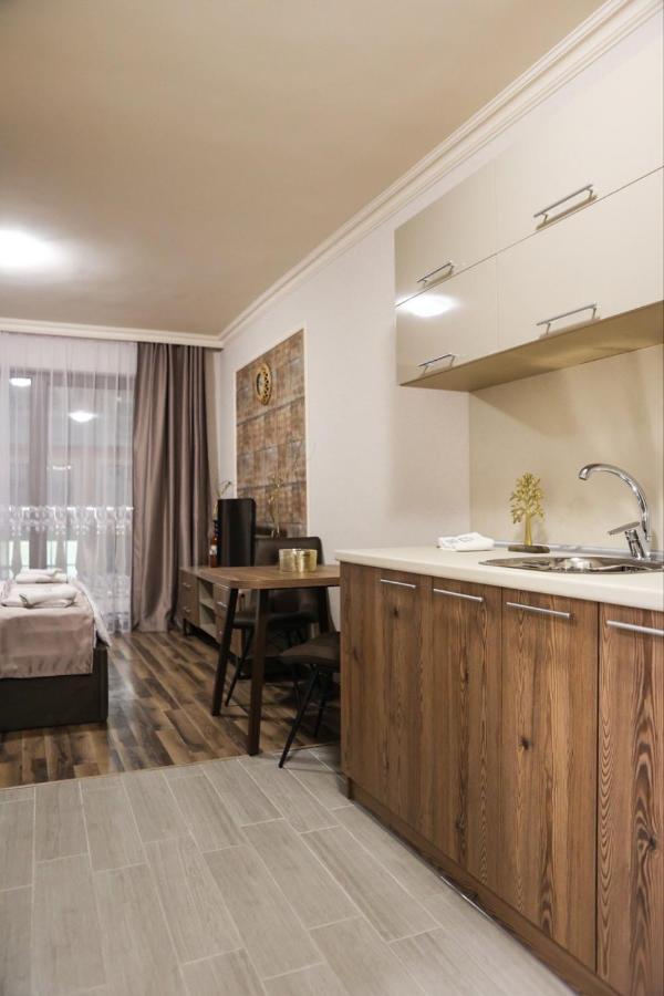 Valencia Gardens Luxury Apartments نيسيبار المظهر الخارجي الصورة