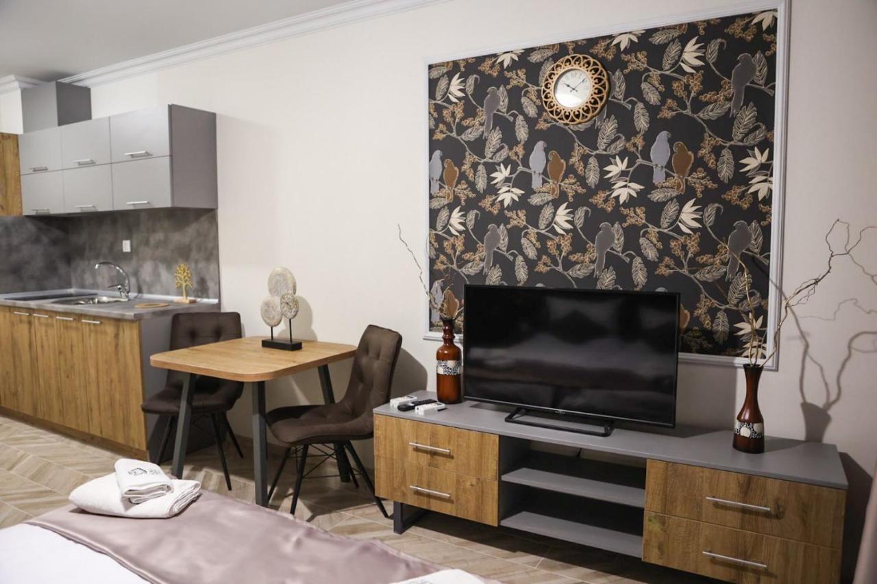 Valencia Gardens Luxury Apartments نيسيبار المظهر الخارجي الصورة
