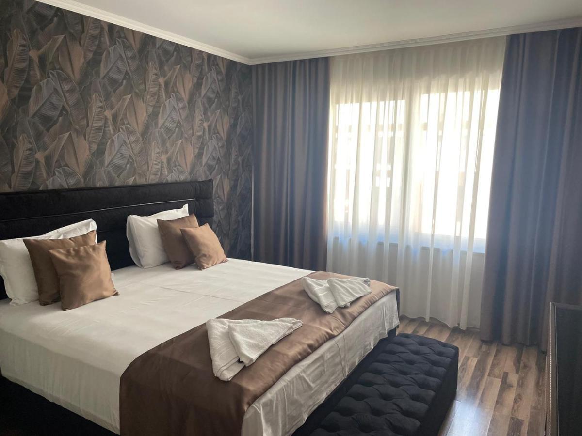 Valencia Gardens Luxury Apartments نيسيبار المظهر الخارجي الصورة