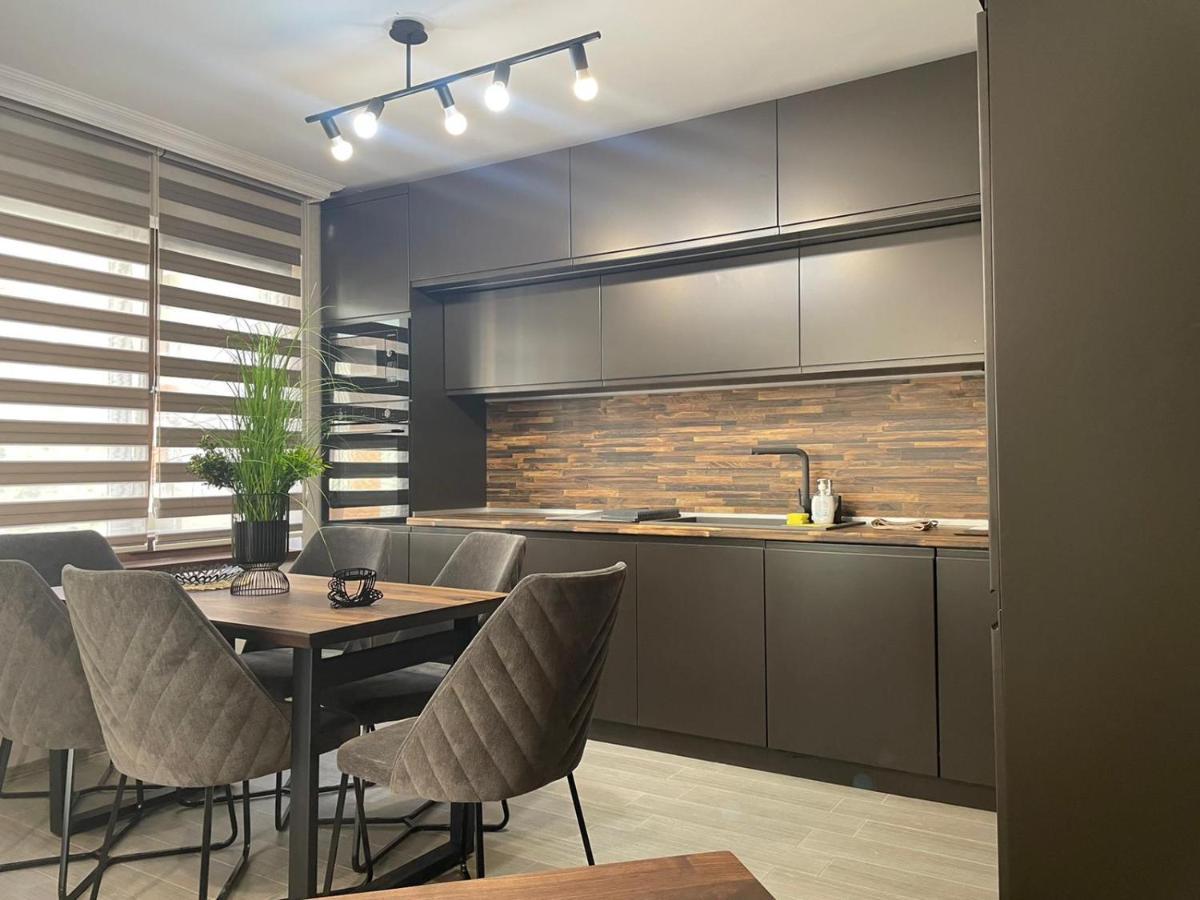 Valencia Gardens Luxury Apartments نيسيبار المظهر الخارجي الصورة