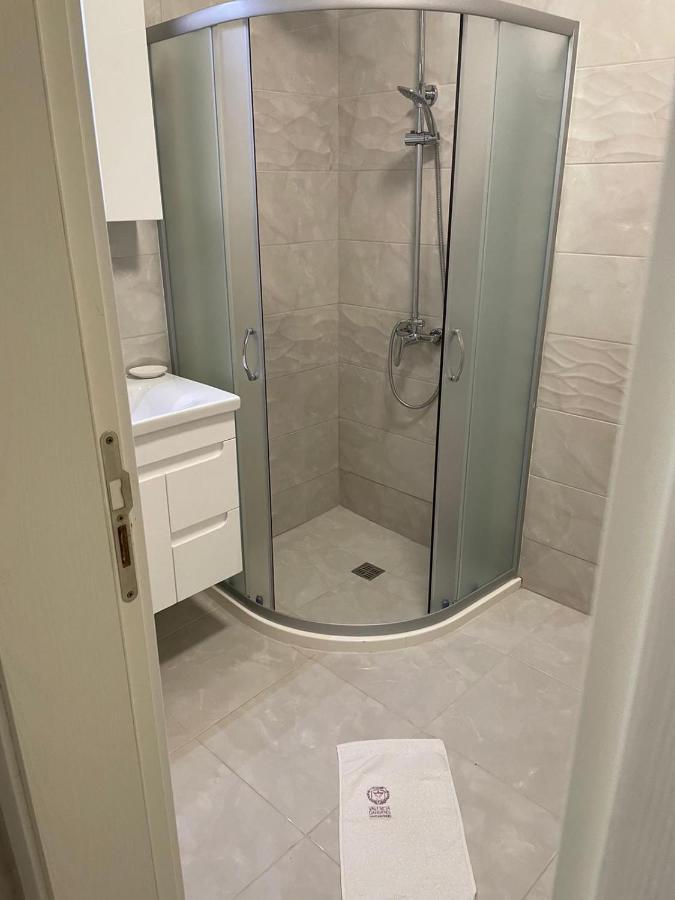 Valencia Gardens Luxury Apartments نيسيبار المظهر الخارجي الصورة
